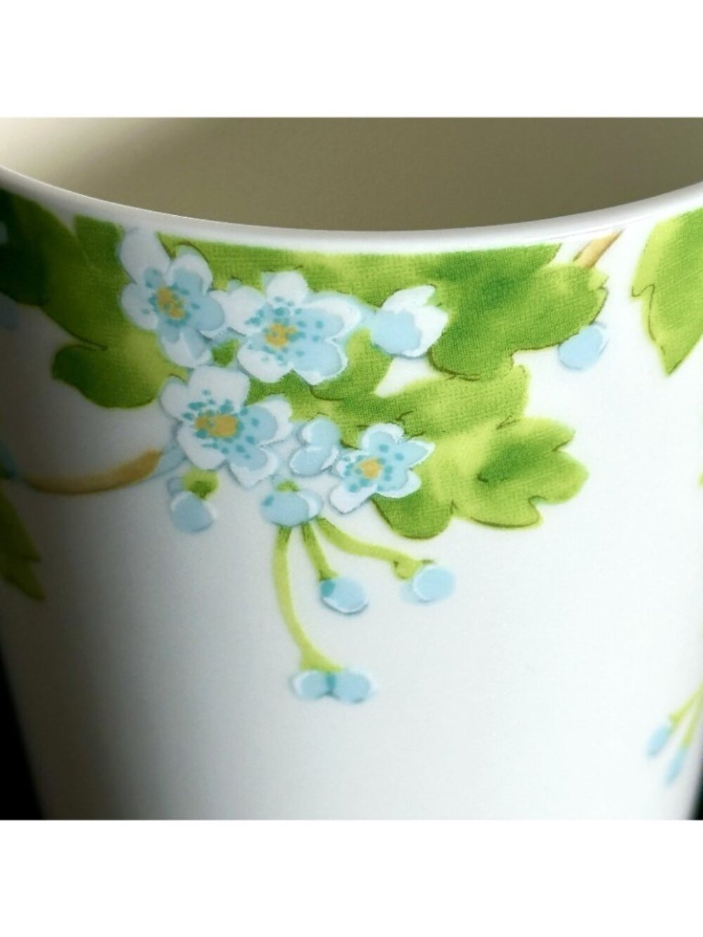 Tiffany & Co. Leaves Mugs SET OF 2 Floral Leaf Indonesia EUC - Picture 2 of 10